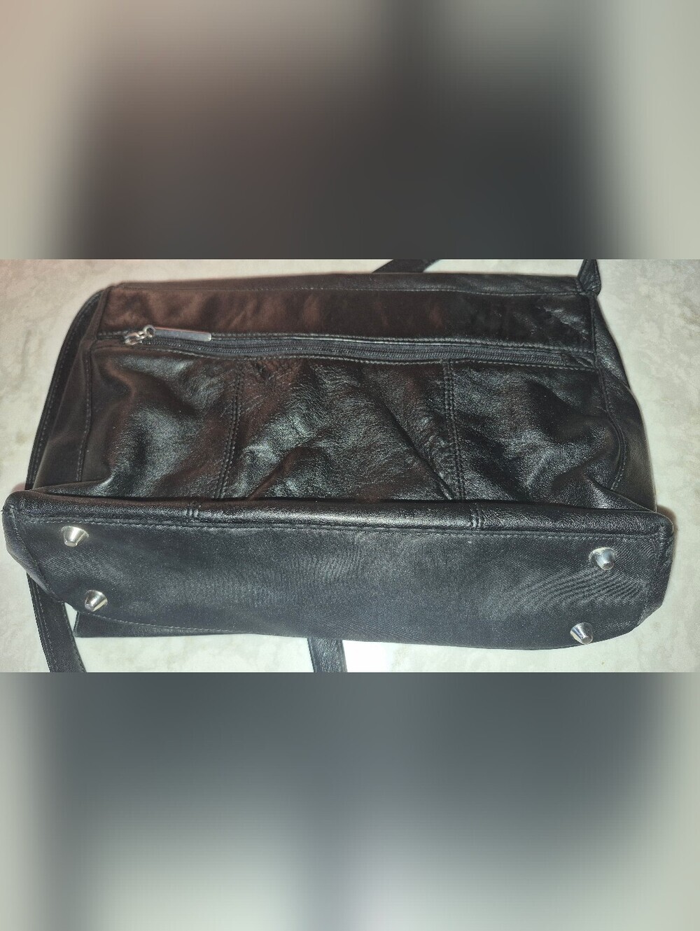 Wilson's Leather Pelle Studio Messenger Bag, Shoulder Bag - Picture 9 of 9
